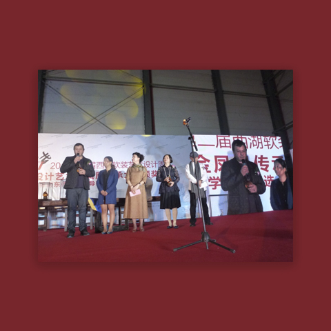 Galeazzo recebe prêmio na China